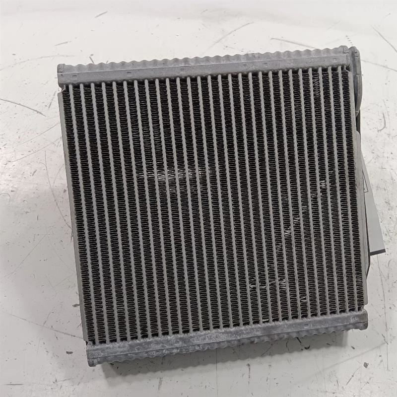 Air Conditioning AC Evaporator Fits 14-19 Kia Soul