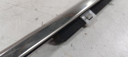 Hyundai Santa Fe Door Glass Window Weather Strip Trim Front Left Driver 2017 201