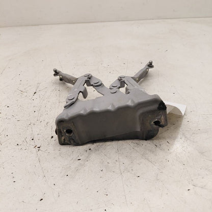 Kia Sorento Hood Hinge Set Left and Right  2018 2017 2016