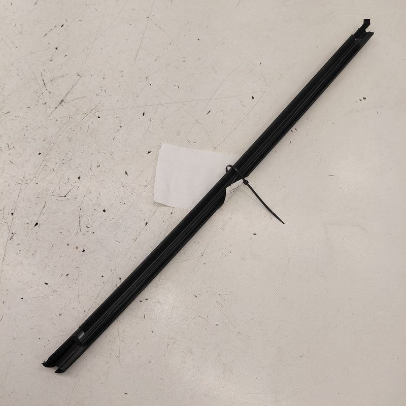 Honda Clarity Left Front Weather Strip Interior  2018 2019 2020