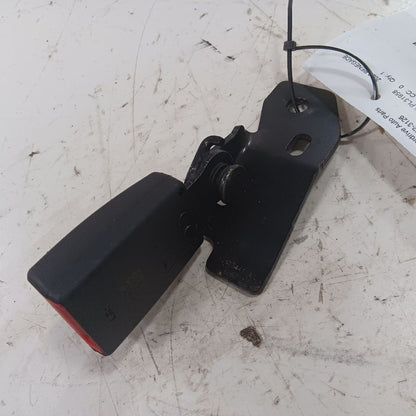 Jeep Renegade Rear Back Center Seat Belt Buckle  2021 2020 2019 OEM