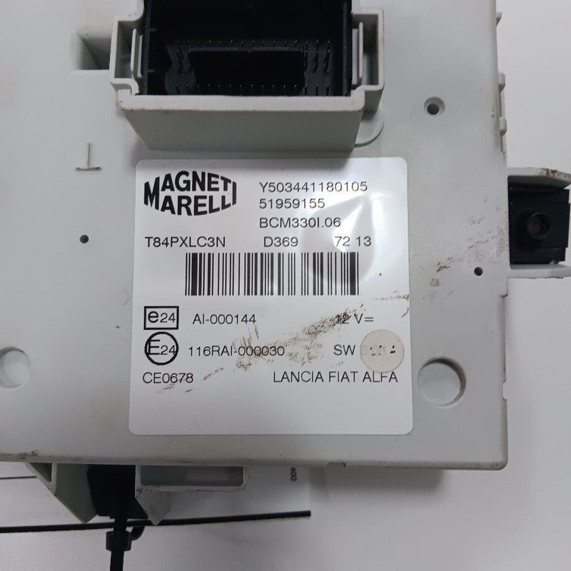 Fiat 500 Cabin Fuse Box Interior Inner Under Dash  2014 2015 2016