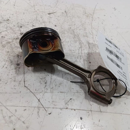 Nissan Kicks Single Piston With Connecting Rod   2021 2022 2023 2024 O