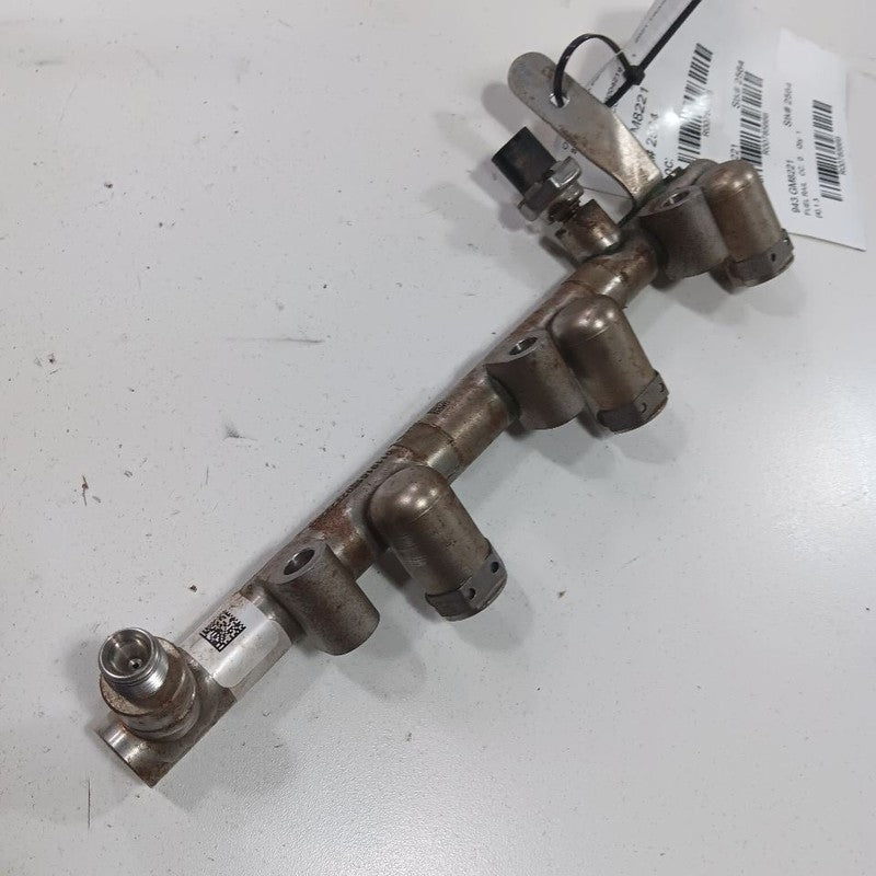 Chevy Trailblazer Fuel Rail Injection Injector Mount Bar  1.3 2021 202