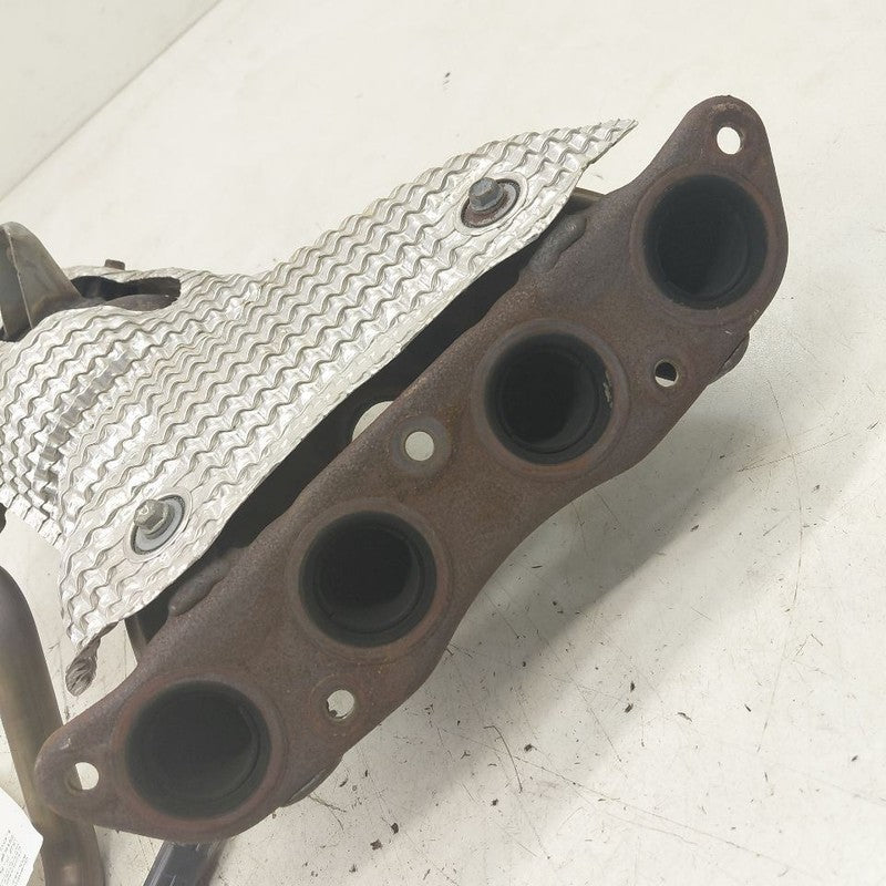 Exhaust Manifold Fits 20-22 Toyota Prius