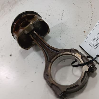 Fiat 500 Single Piston With Connecting Rod   2016 2017 OEM