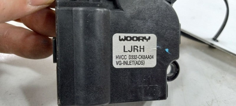 Hyundai Santa Fe Flap Door Motor Heater AC Door Actuator 2017 2018 2019