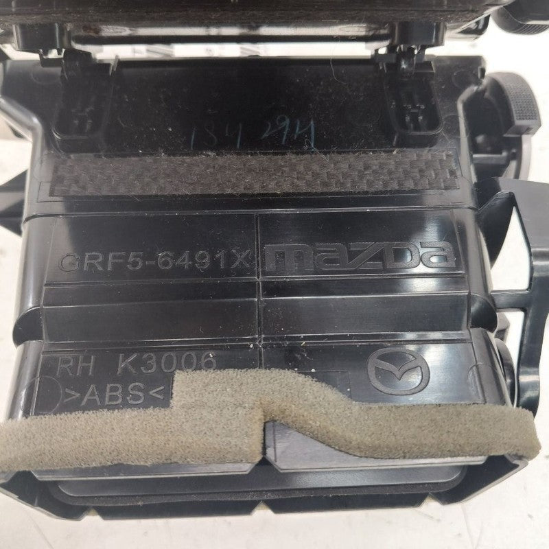 Mazda 6 Dash Air Vent Center Middle  2018 2019 2020 2021