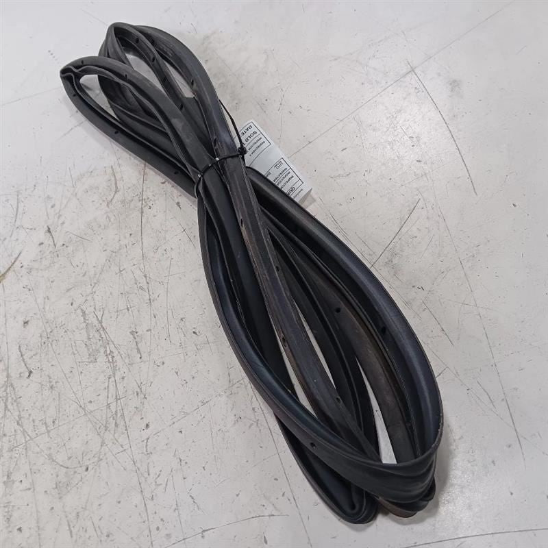 Jeep Renegade On Door Seal Rubber Left Rear Back  2015 2016 2017 2018 