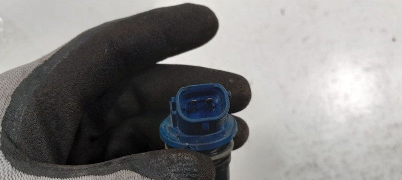 Fuel Injection Parts Fuel Injector 2.5L With Turbo Fits 05-06 Subaru L