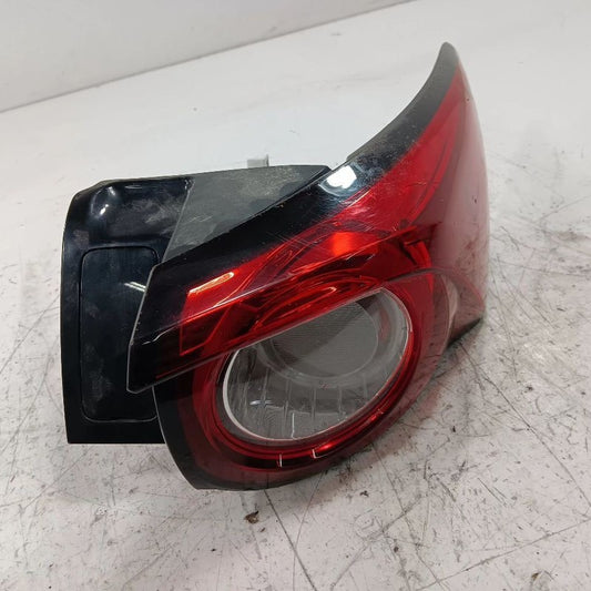 Passenger Tail Light Brake Lamp Quarter Panel Mounted Fits 16-23 Mazda CX-9