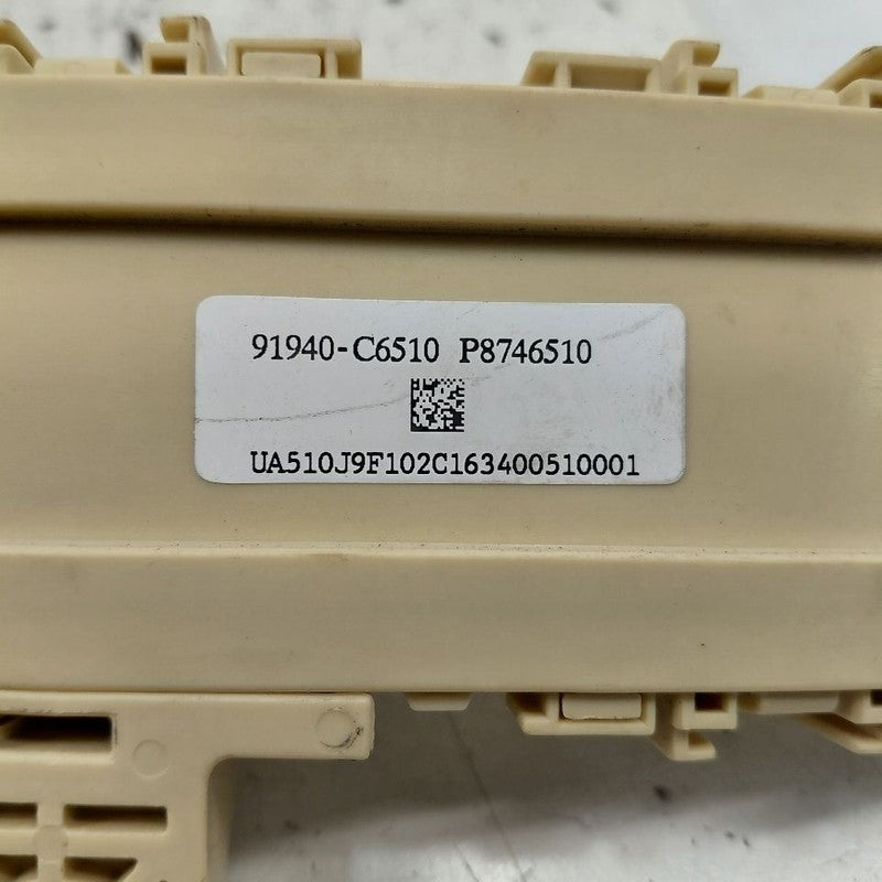 Kia Sorento Fuse Relay Junction Box Module {91940C6510} 2018 2017 2016