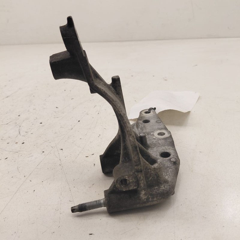 Ford Escape Water Pump Mount Bracket  2.5 2020 2021 2022