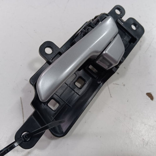 Kia Sportage Door Handle Left Driver Front Interior Inside  2022 2021 2020 2019 