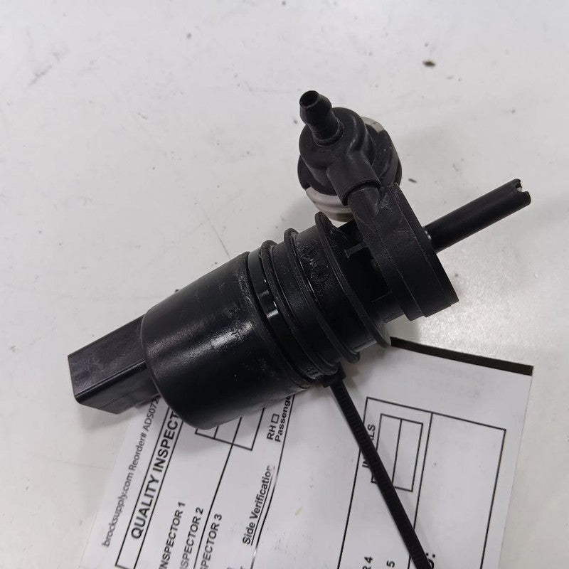 Jeep Compass Windshield Washer Wash Fluid Reservoir Motor Pump Electric 2018