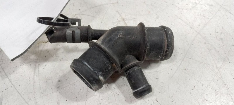 Volkswagen Jetta Radiator Hose Neck 2003 2002 2001 2000 OEM