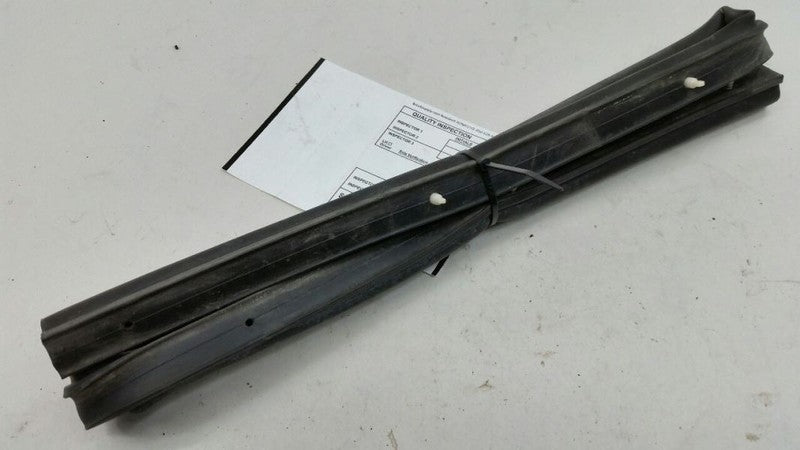 Chevy Spark Cowl Vent Panel Hood Rubber Seal Gasket 2013 2014 2015 OEM