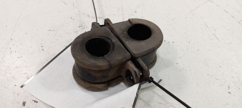 Chevy Equinox Sway Bar Bushing Mounting Bracket 2015 2014 2013 2012 OE
