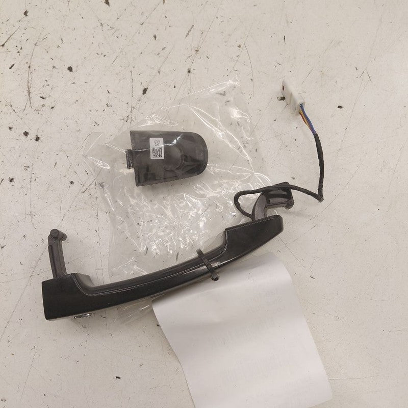 Passenger Right Front Door Handle Exterior Fits 17-25 Chevy Malibu