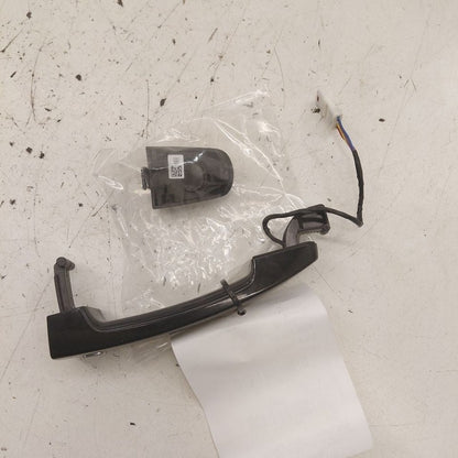 Passenger Right Front Door Handle Exterior Fits 17-25 Chevy Malibu