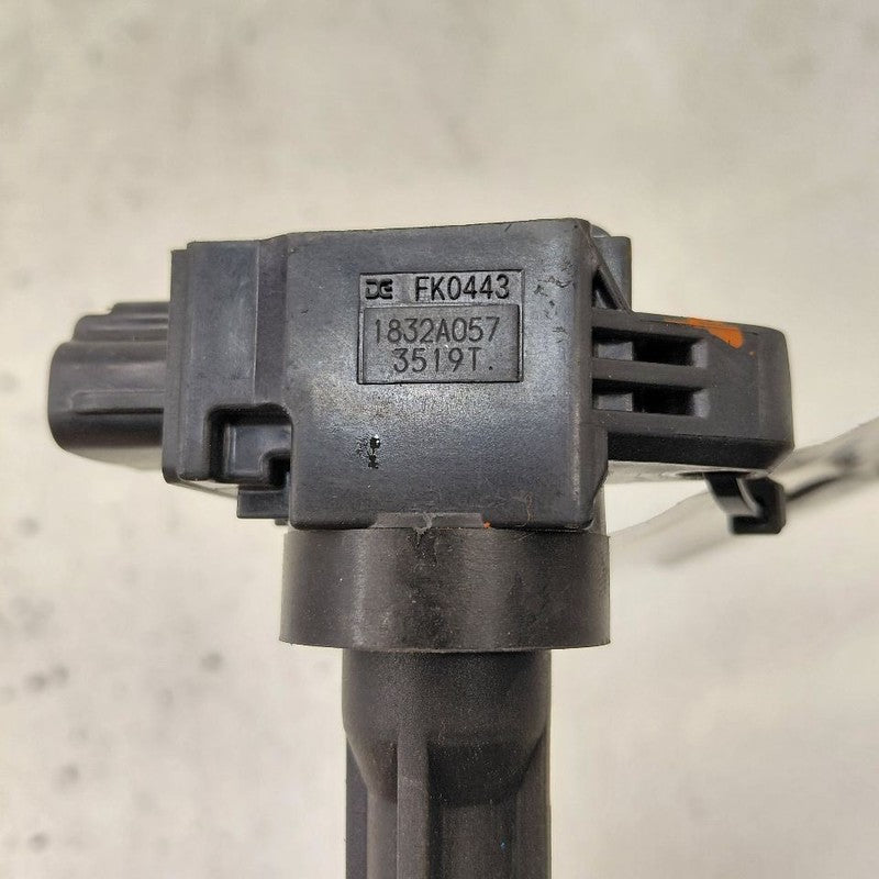 Coil Ignition Ignitor Fits 14-15 17-24 Mitsubishi Mirage