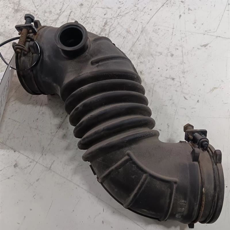 Hyundai Accent Air Cleaner Tube Intake Hose  2012 2013 2014 2015 2016 