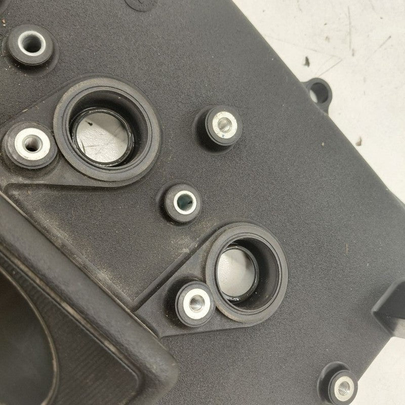 Toyota Prius Engine Cylinder Head Valve Cover  1.8 2022 2021 2020