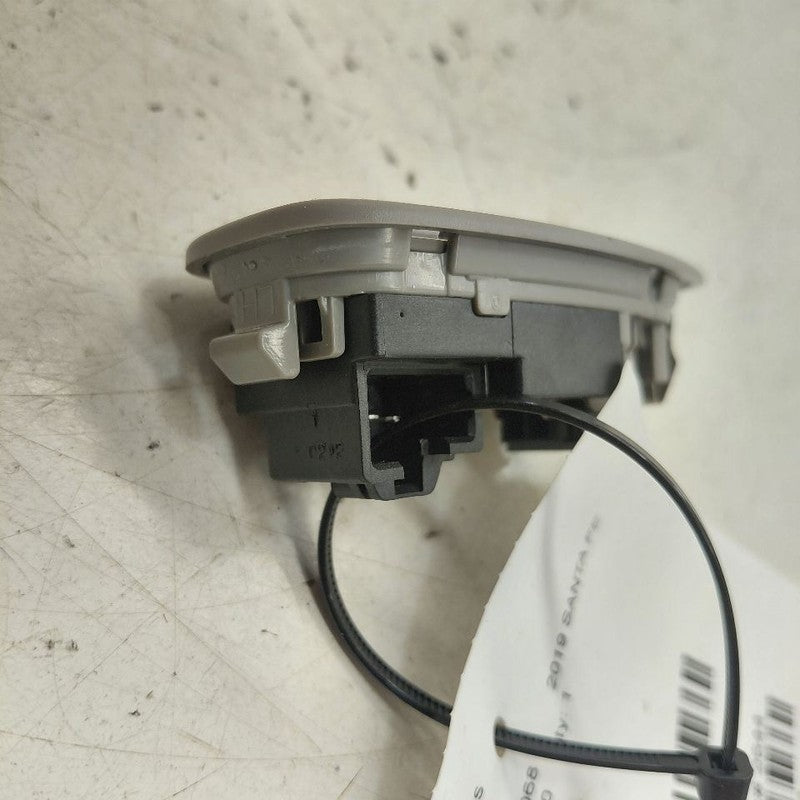 Hyundai Santa Fe Dome Light Roof Lamp  2019 2020