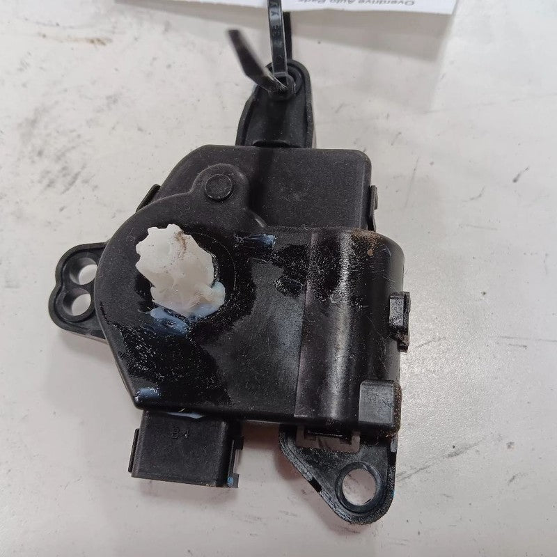 Hyundai Elantra Flap Door Motor Heater AC Door Actuator  2017 2016 201