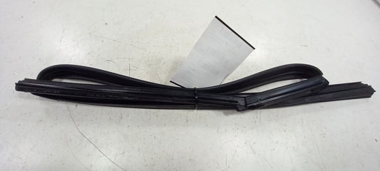 Nissan Rogue Door Glass Window Seal Rubber Right Passenger Rear Back 2012 2013