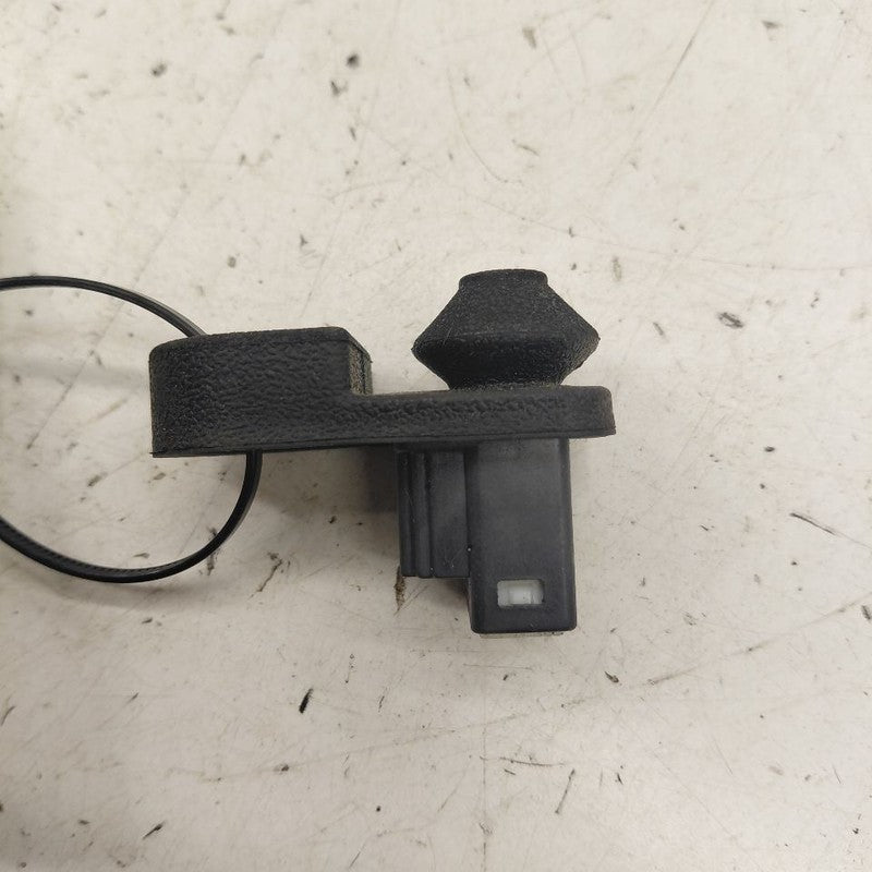 Subaru XV Crosstrek Door Ajar Switch Door Open Dome Light Switch  2025