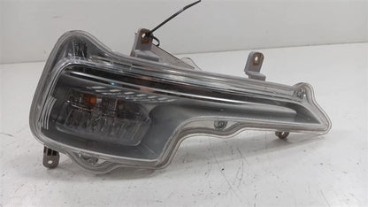 Driver Corner Park Light Lamp turn Signal Fits 11-15 VOLT OEM