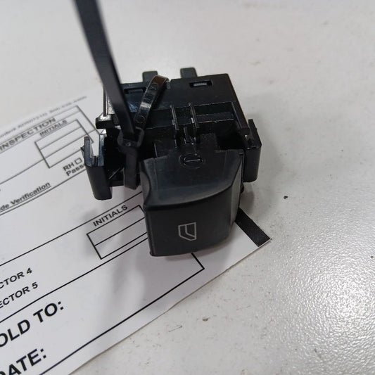 Mitsubishi Outlander Power Window Switch Right Passenger Front  2020 2