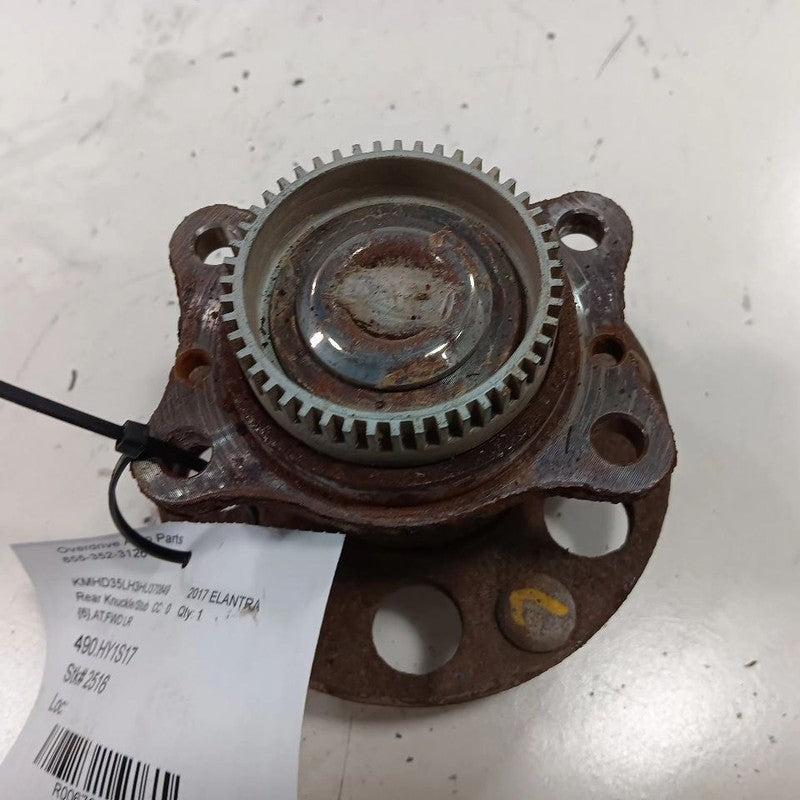 Hyundai Elantra Left Rear Spindle Knuckle Bearing Hub  2017 2016 2015 