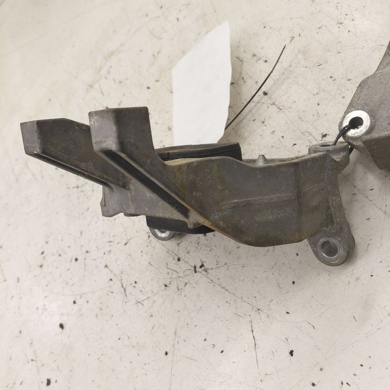 Nissan Versa Note Engine Motor Mount Left Driver  1.6 2019 2018 2017
