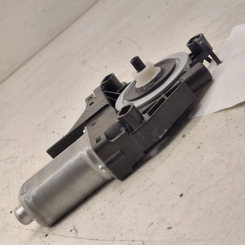 Driver Left Front Power Window Motor Fits 14-18 Volvo S60