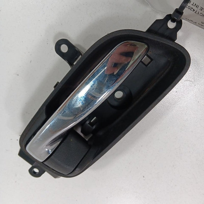 Nissan Altima Door Handle Right Passenger Front Interior Inside  2017 2016