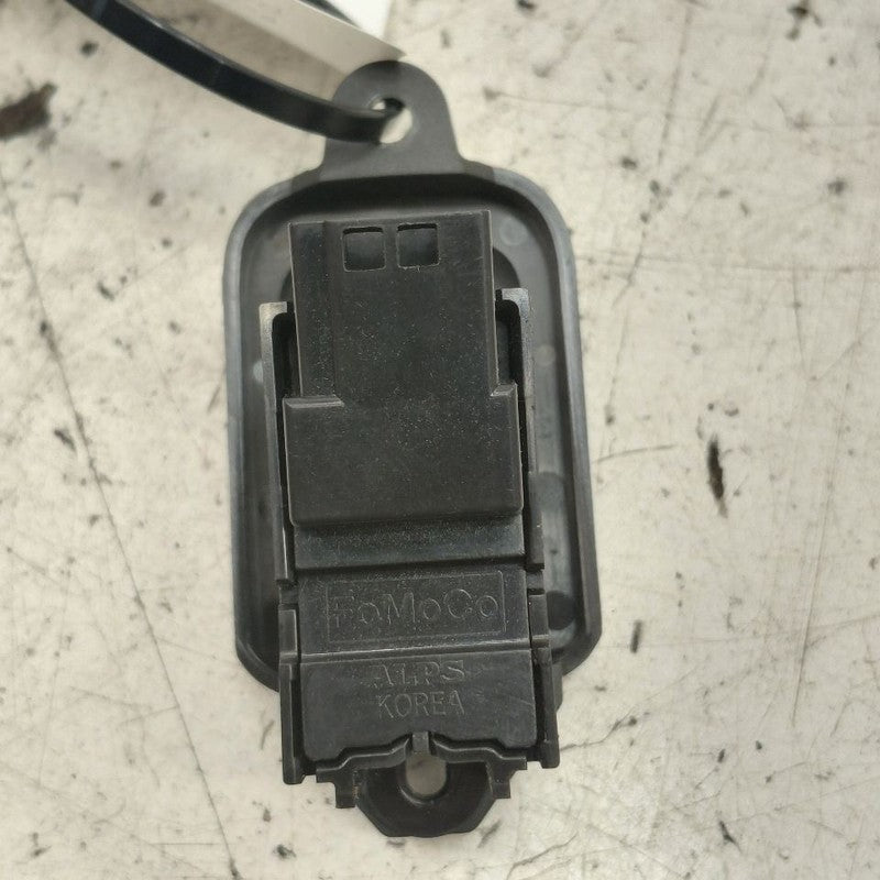Volvo S60 Power Window Switch Right Passenger Rear  2013 2014 2015