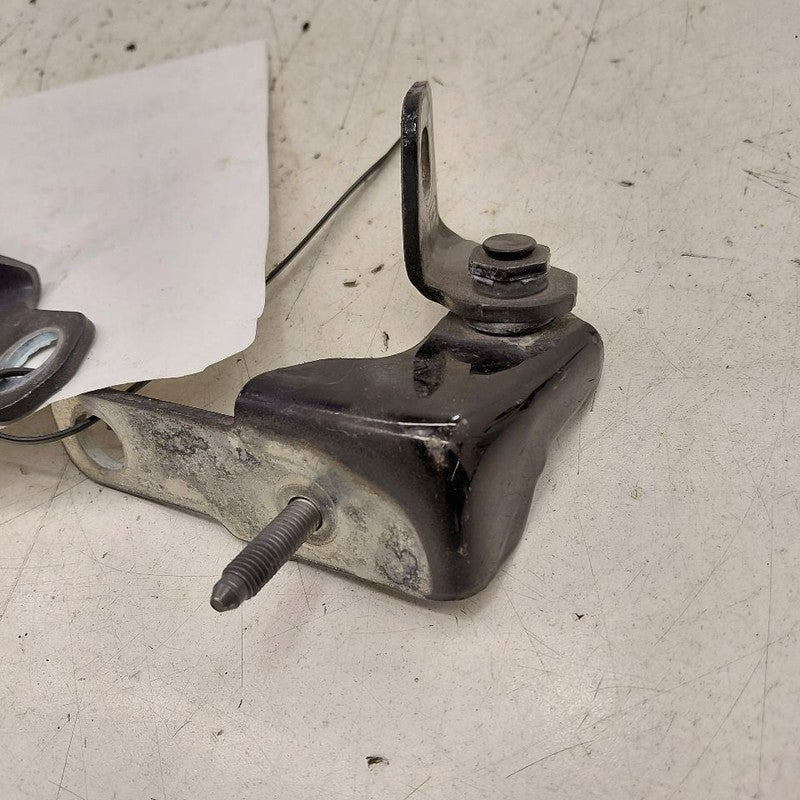 Ford Escape Door Hinge Set Right Front Passenger  2020 2021 2022