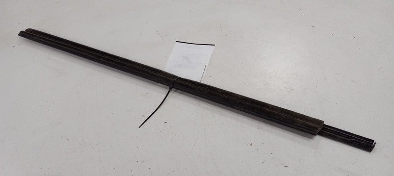 Dodge Avenger Door Glass Window Weather Strip Trim Front Right Passenger 2014 13