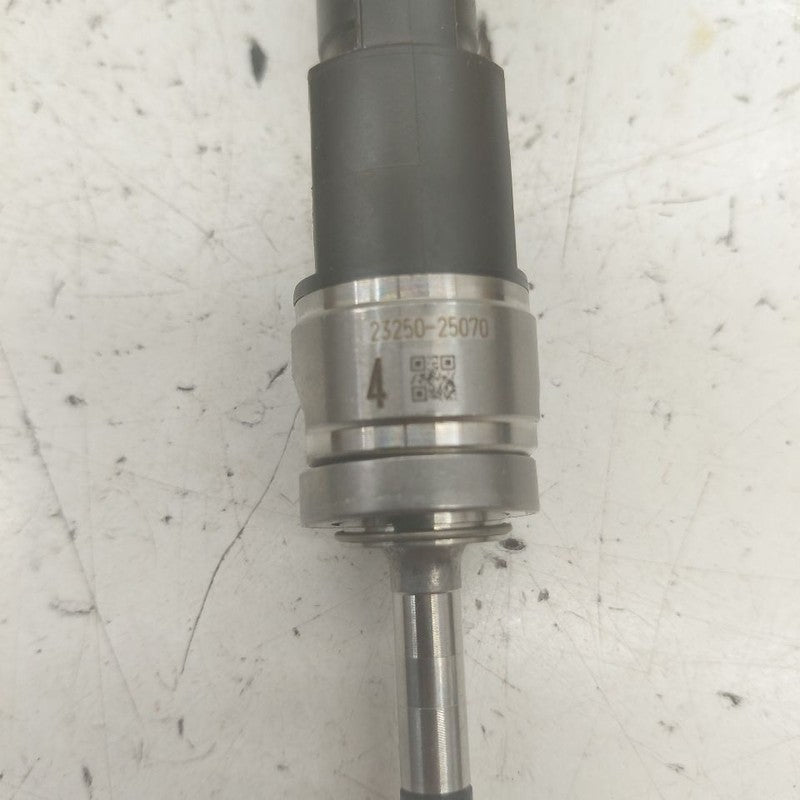 Lower Fuel Injection Injector Marked 4 Fits 22-25 Lexus NX350