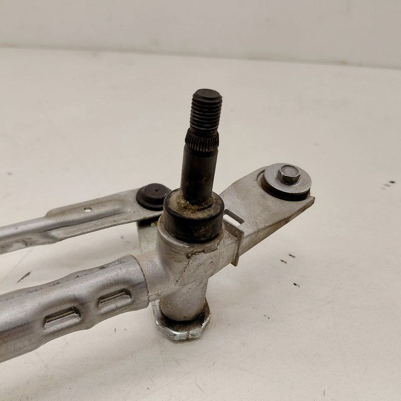 Windshield Wiper Transmission Linkage Fits 21-25 Chevy Trailblazer