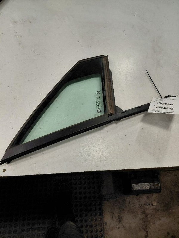 Passenger Right Front Door Vent Glass Window X Model 4 Door Fits 16-17
