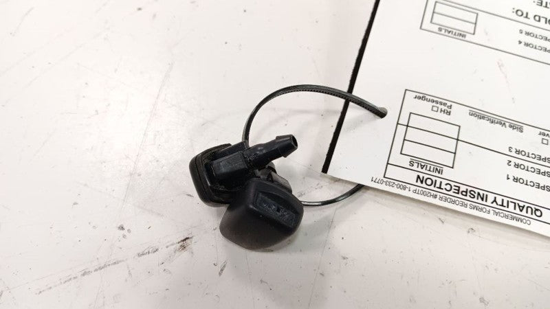 Toyota Prius Windshield Washer Sprayers    2012 2013 2014 2015 OEM