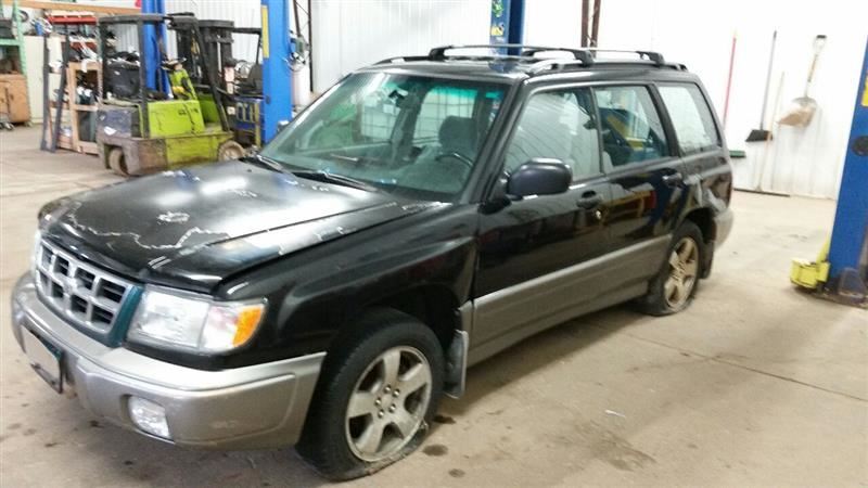 84501FC092 Driver Corner/Park Light Fog Light -driving Bumper Mounted Fits 98-00 FORESTER