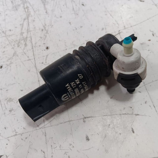 Jeep Compass Windshield Washer Wash Fluid Reservoir Motor Pump Electric  2018 20