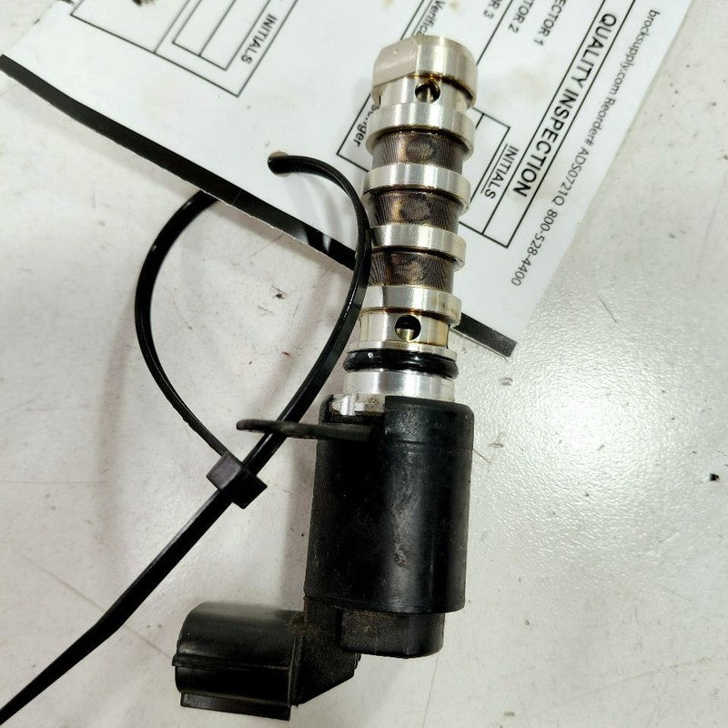 Hyundai Sonata Variable Timing Oil Control Valve Solenoid Cylinder Hea
