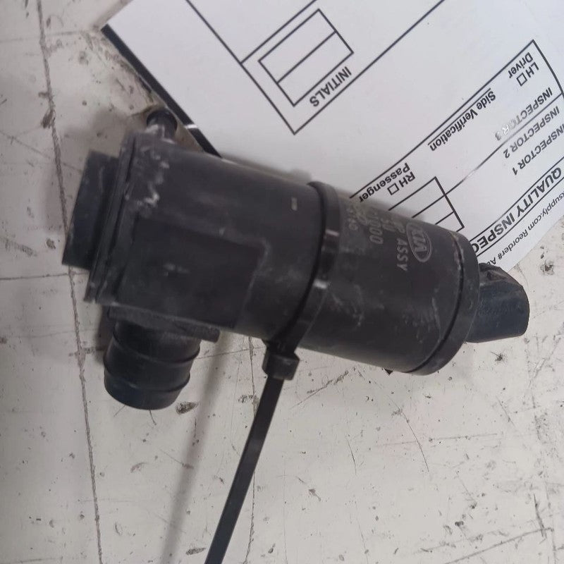 Hyundai Elantra Windshield Washer Wash Fluid Reservoir Motor Pump Electric  2017