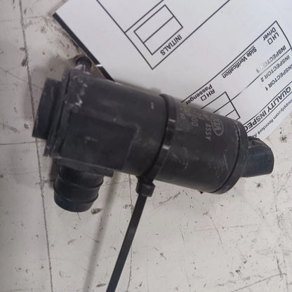 Hyundai Elantra Windshield Washer Wash Fluid Reservoir Motor Pump Electric  2017