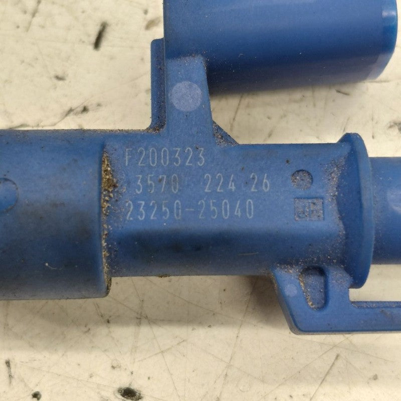 Upper Fuel Injection Injector Fits 22-25 Lexus NX350